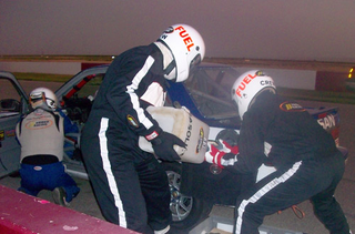 Illustration for article titled Love Racing But Suck At Driving? Waaagh! You’re On The Pit Crew